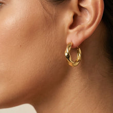 Rosalind Hoops