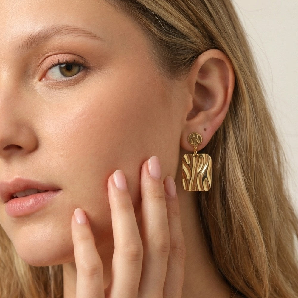 Dahna Earrings