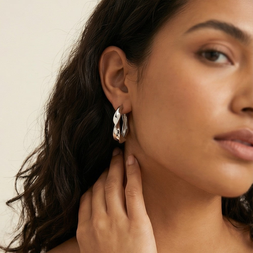 Lunara Hoops