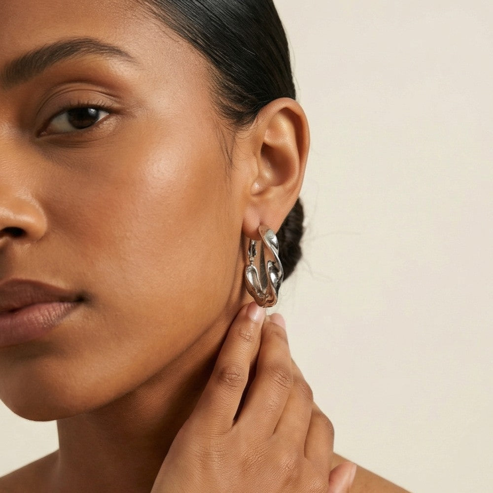 Lunara Hoops